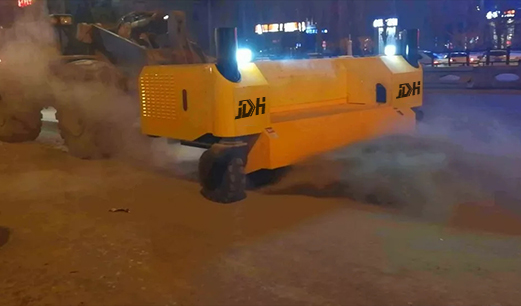 因为有你，这个雪天不在寒冷，除雪保障——三亿网页版登录入口为您服务(图1)